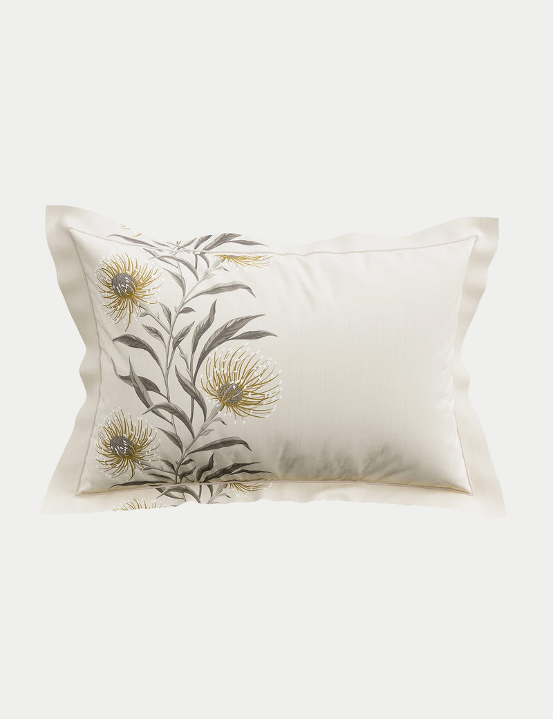 Catherinae bedding set, imported from the UK