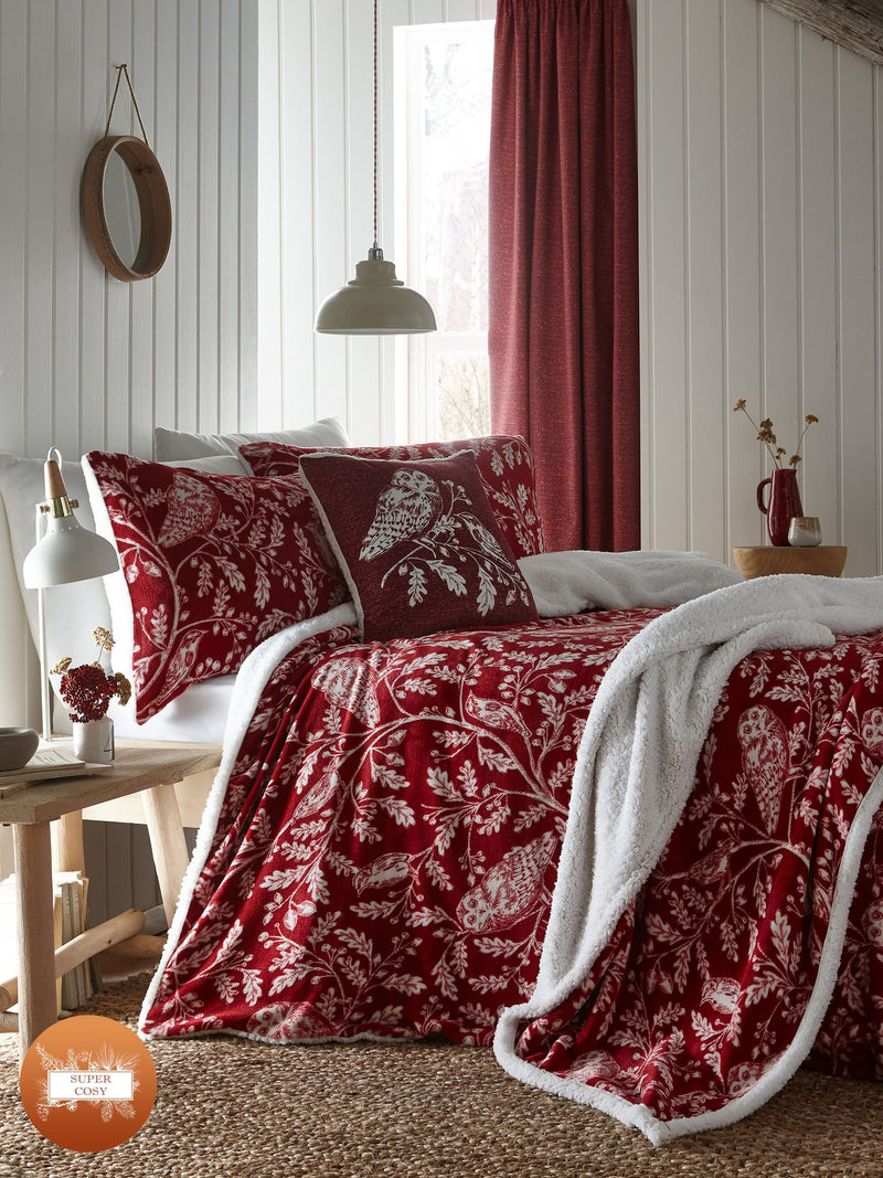 Dreams & Drapes red Christmas woodland owls plush fleece duvet cover set - British product