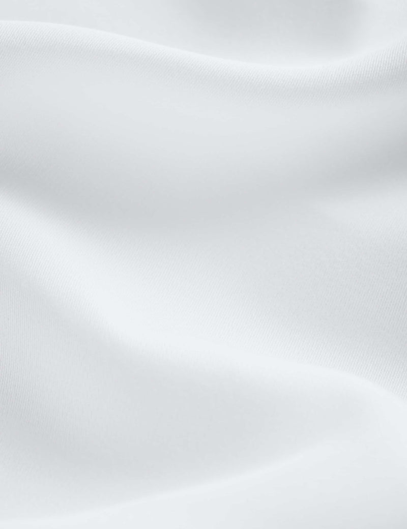 Soft silky flat sheet in 300 thread count lyocell (British brand)