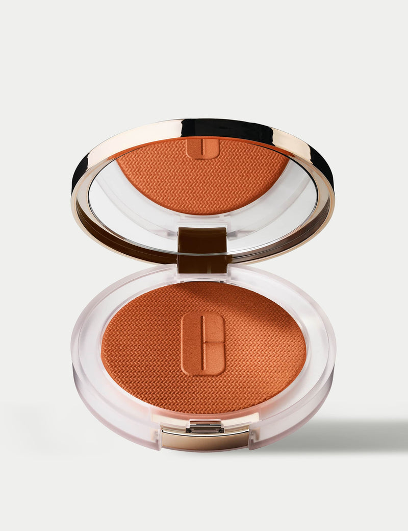 True Highlight Weightless Illuminator highlighter (British brand)