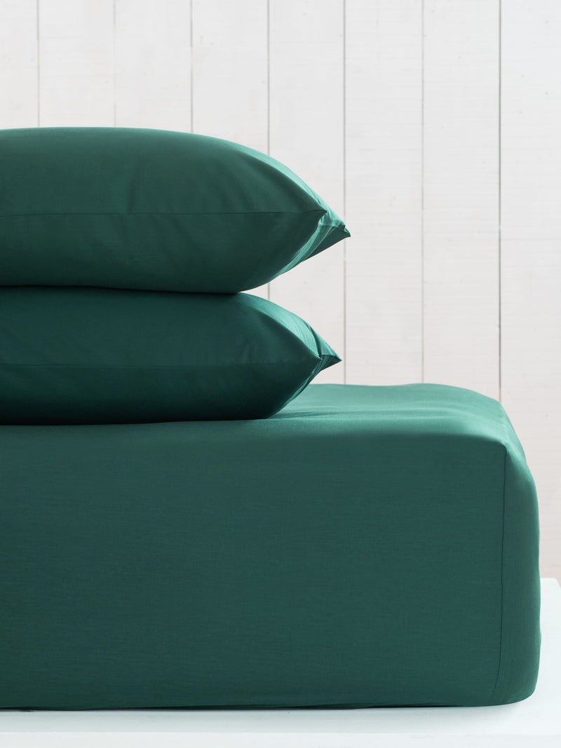 Green dark fitted bed sheet, UK version