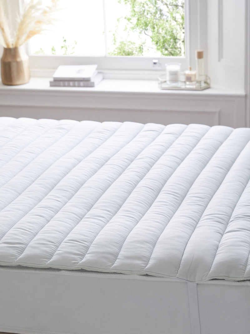 White Simply Soft Deep Fill Mattress Protector (British brand)