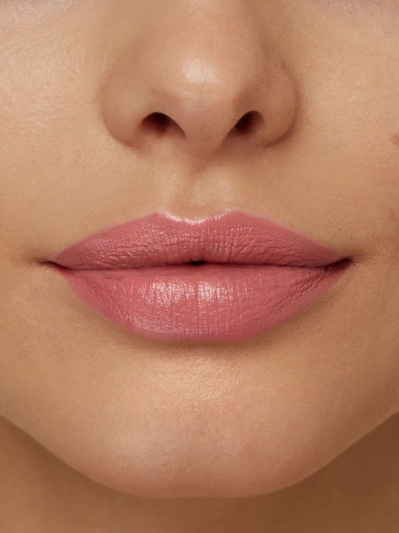 Set of 4 luxe lip crayons in assorted shades (British brand)