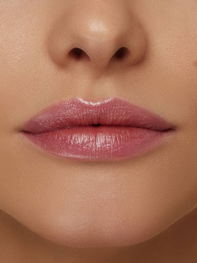 Set of 4 luxe lip crayons in assorted shades (British brand)