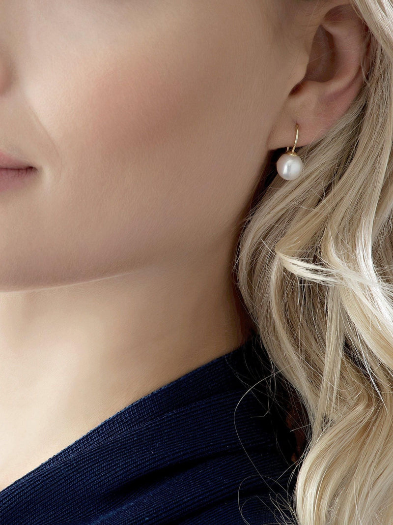 Beaverbrooks Gold freshwater cultured pearl earrings - British product