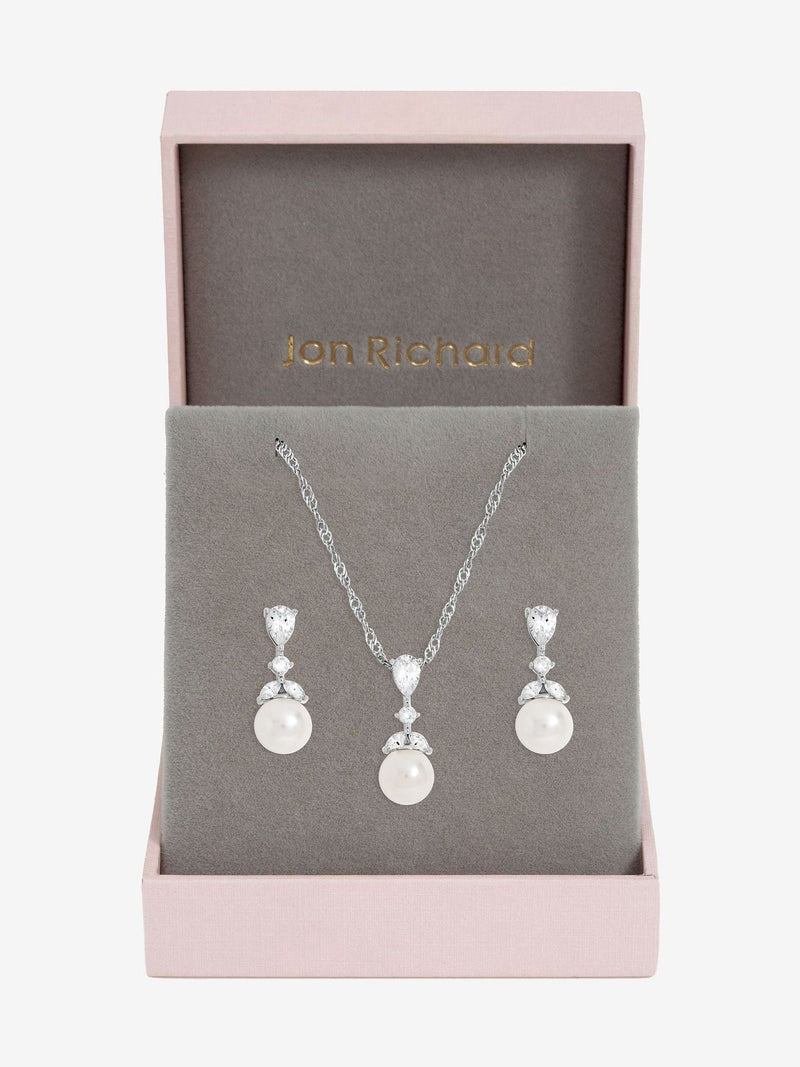 Rhodium Plated Crystal Leaf and Pearl Necklace Set with Lobster Clasp