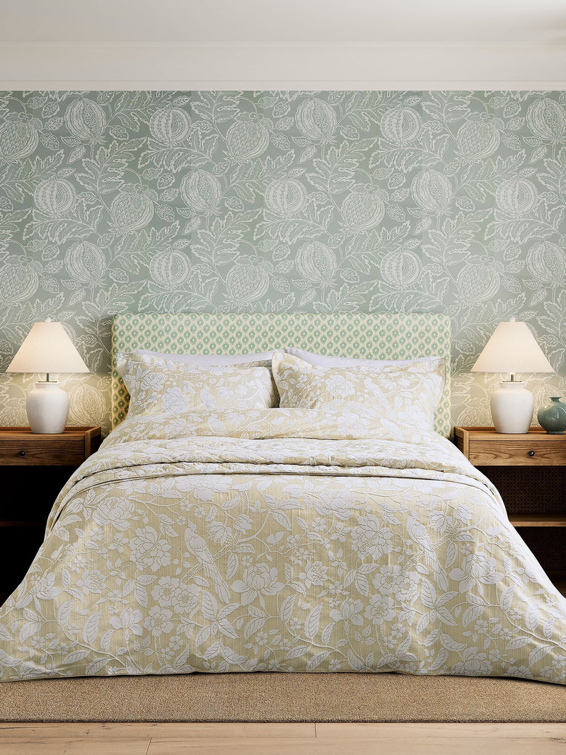 Sanderson Gold Pyramus duvet cover and pillowcase set (British brand)