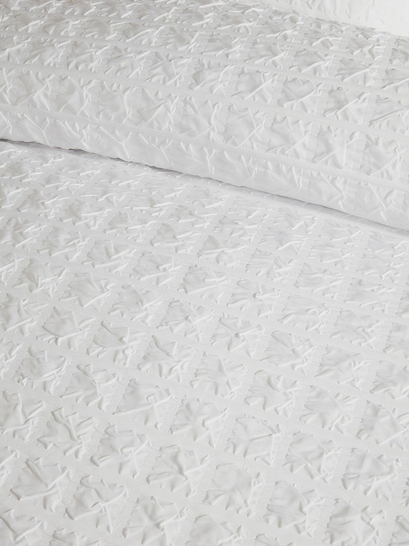 Serene white embossed grid duvet cover set (British brand)