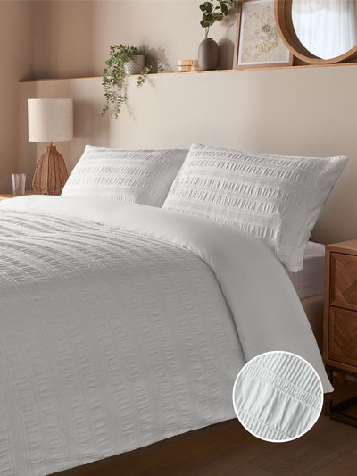 Silentnight White Textured Seersucker Duvet Cover Set