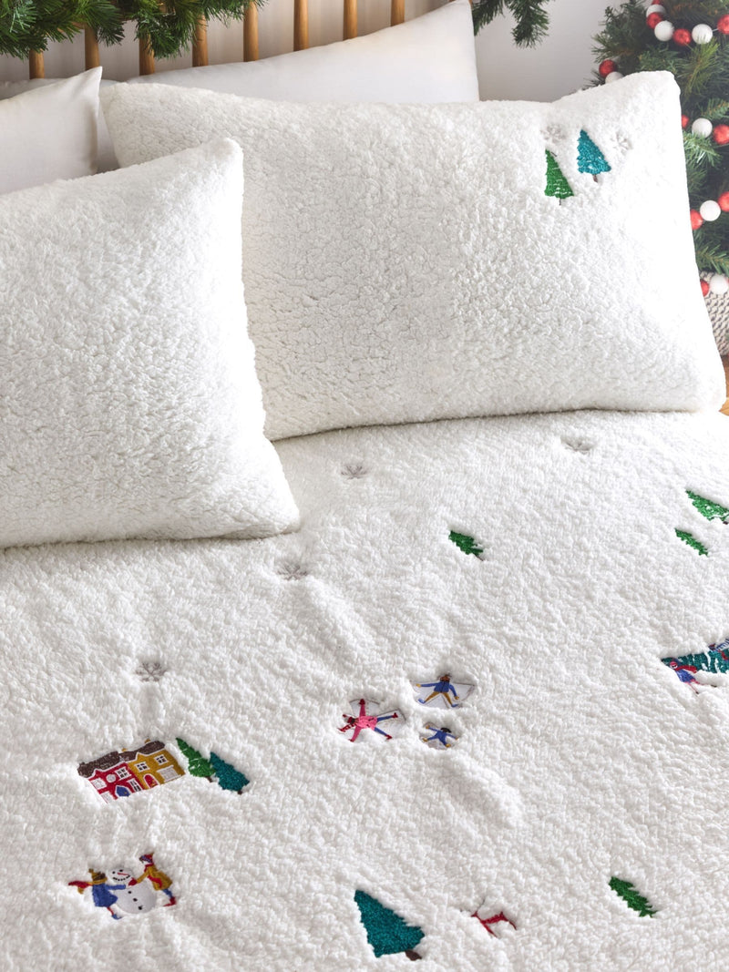 Furn White Christmas Together Embroidered Fleece Duvet Cover and Pillowcase Set