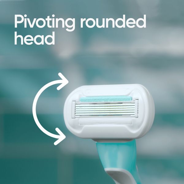 Venus Extra Smooth Sensitive Disposable Razors - 3 Pack GOODS Superdrug