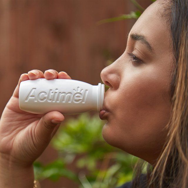 Actimel Plus 100% Vitamin D Strawberry & Pomegranate Immunity Yoghurt 8 x 100g - McGrocer