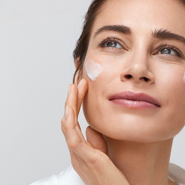 Avon Anew Night Revitalising Cream - McGrocer