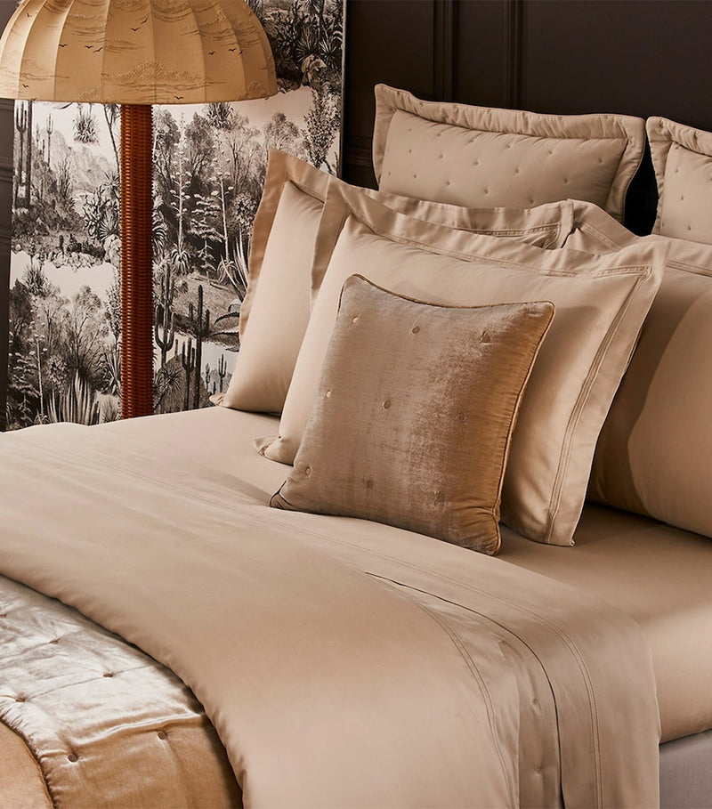 Yves Delorme Triomphe double duvet cover 200cm x 200cm (British brand)