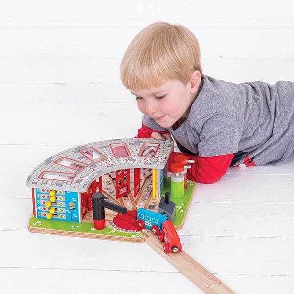 Bigjigs Rail 5 Way Engine Shed - McGrocer