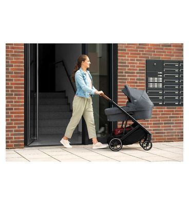 Britax Romer Strider M Hard Carrycot - Black Shadow