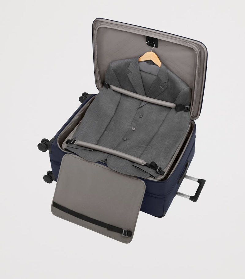 Victorinox large soft check-in suitcase with spinner wheels 75cm (British brand)