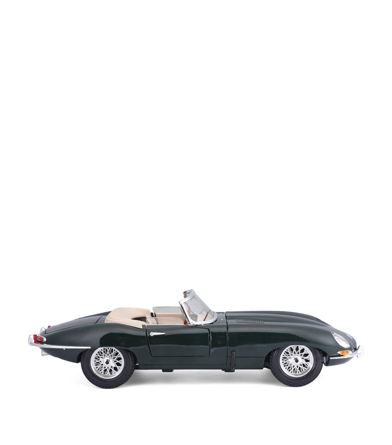 Bburago 1961 Jaguar E Cabriolet 1:18 Model
