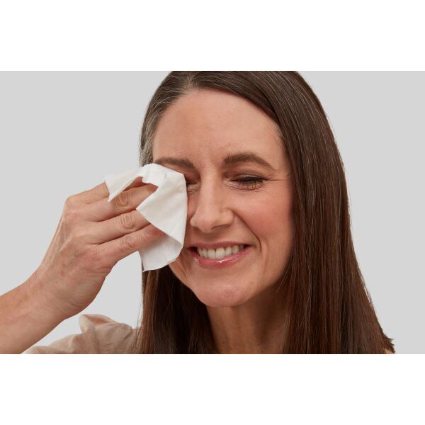 The Eye Doctor Tea Tree Lid Wipes for Blepharitis GOODS Superdrug