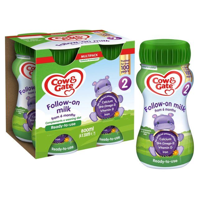 Cow & Gate 2 Follow On Baby Milk Formula Liquid 6-12 Months Multipack 4 x 200ml