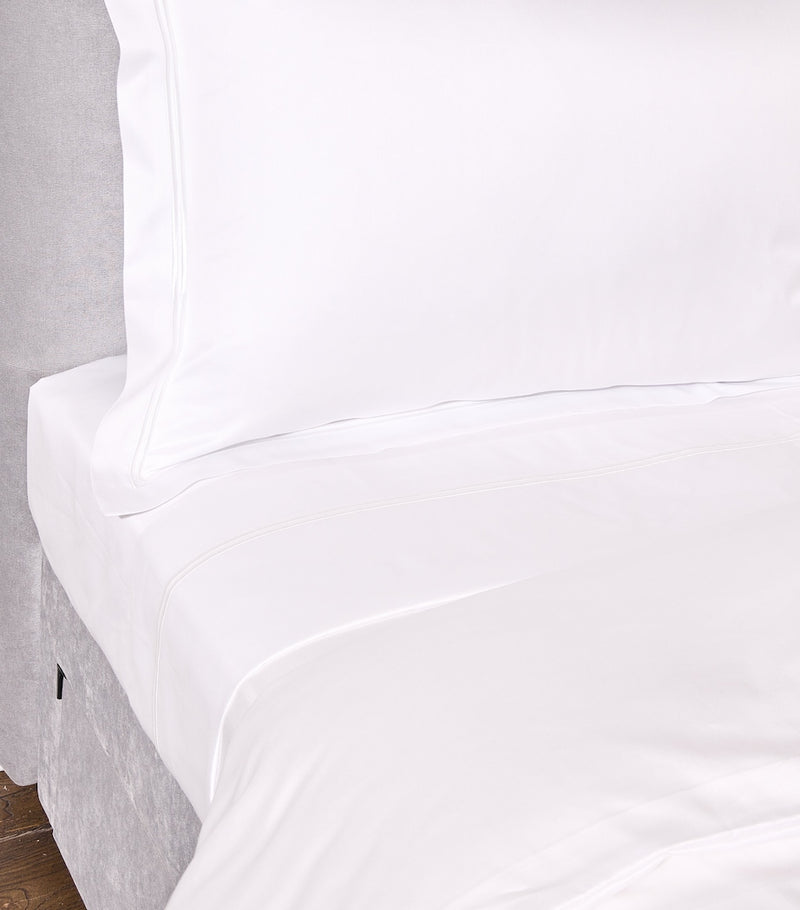 Peter Reed emperor duvet cover in Egyptian cotton with striped design, imported from the UK