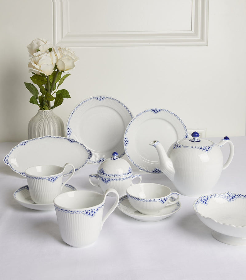 Royal Copenhagen Princess pattern porcelain plate 19cm, imported from the UK
