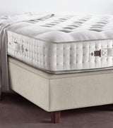 Vispring Regal Superb Medium Spring Mattress (150cm x 200cm)