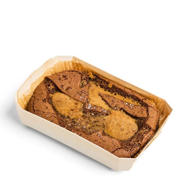 Daylesford Organic Salted Caramel Brownie Tray 570g