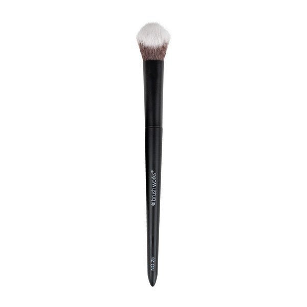 Brushworks No. 25 Angled Concealer Brush - British product