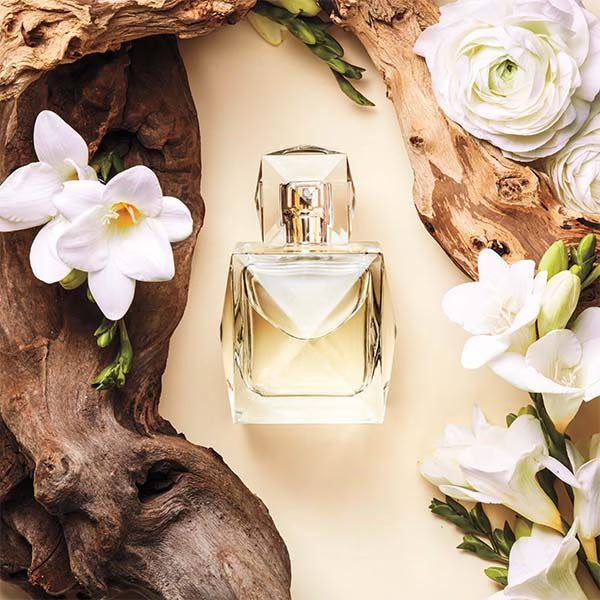 XO Khloé floral fragrance spray 30ml (British brand)