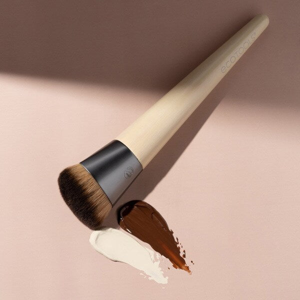 Eco Tools Wonder Cover Complexion Make-Up Brush - British product