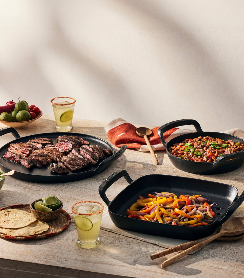 Le Creuset Cast Iron Outdoor Collection Round Skillet 25cm, UK version