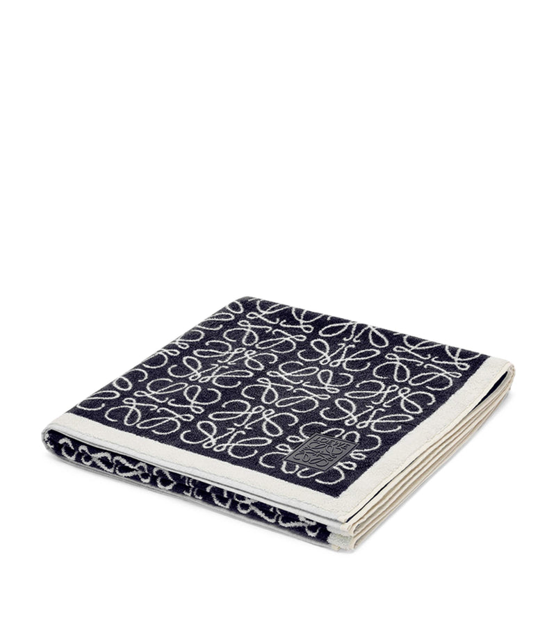 LOEWE Anagram bath towel 95cm x 170cm, UK version