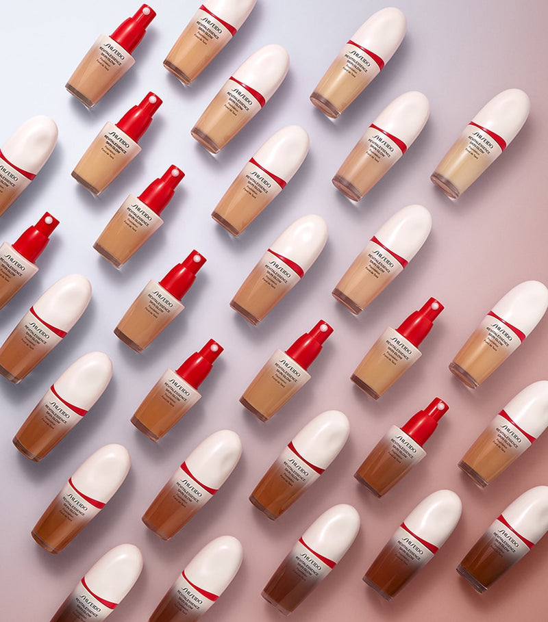 Shiseido Revitalessence Skin Glow Foundation SPF 30