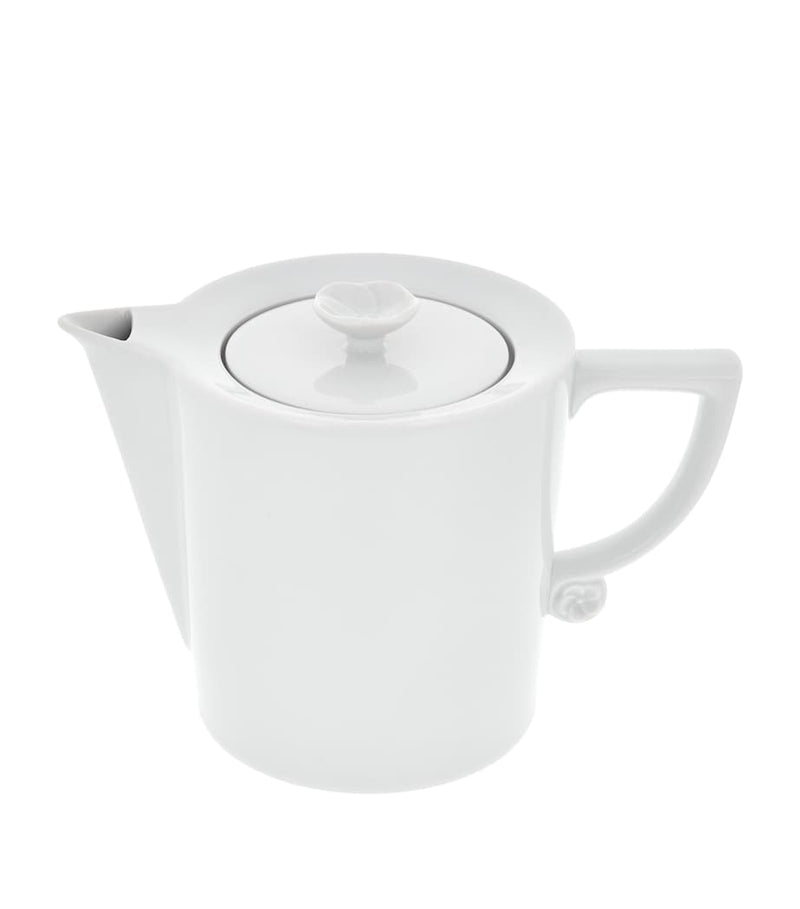 Floral Adorned Porcelain Teapot with 750ml Capacity