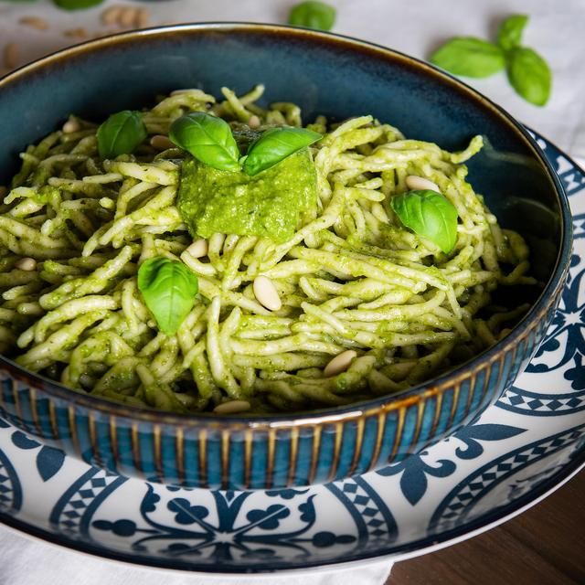 Fresh Pasta Co Pesto Genovese Basil Pesto Sauce 150g