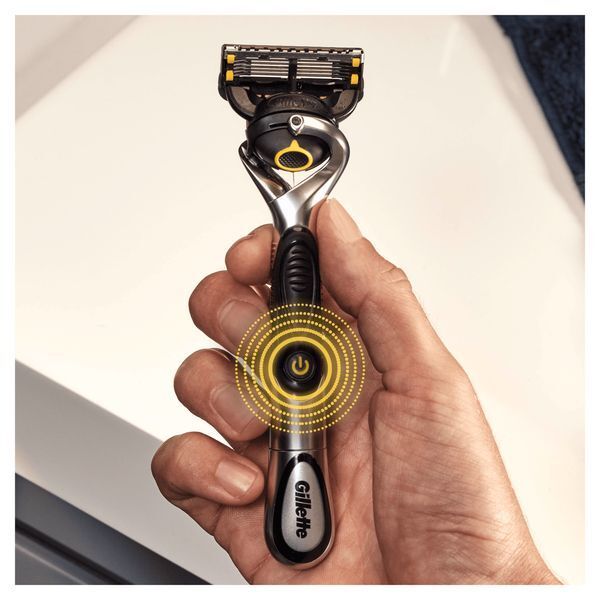 Gillette Proshield Power Men's Razor - 8 Blades