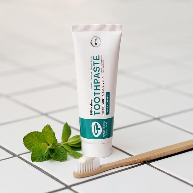 Green People Fresh Mint & Aloe Vera Fluoride Toothpaste 75ml