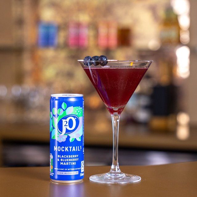 J2O Blackberry & Blueberry Martini Mocktail 250ml