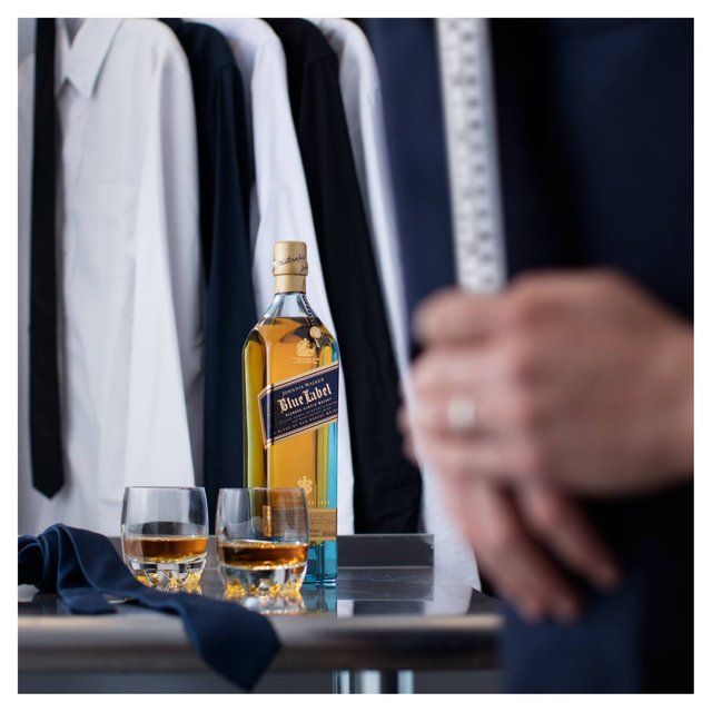 Johnnie Walker Blue Label Blended Scotch Whisky 70cl