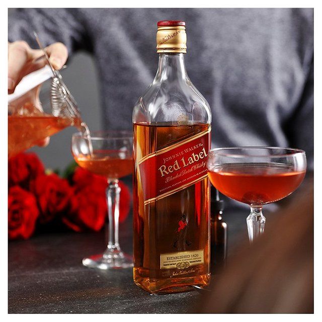 Johnnie Walker Red Label Blended Scotch Whisky 70cl