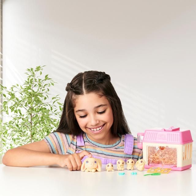 Little Live Pets Mama Surprise Playset Lil Bunny