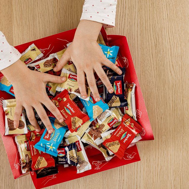 Loacker Best of Moments Biscuits Variety Pack 600g