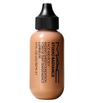 MAC Studio Radiance Face And Body Radiant Sheer Foundation n3