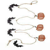 Shoeless Joe Pumpkin and Bat Halloween Garland