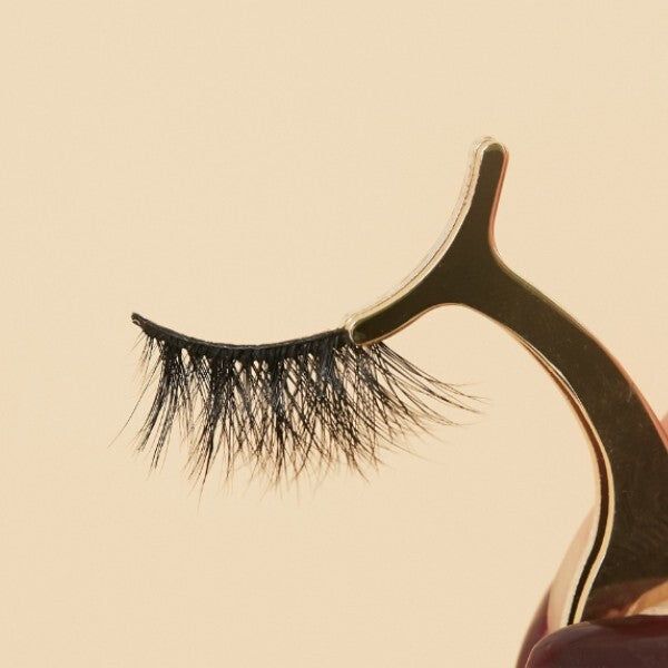 MCR Lashes Precision Lash Applicator