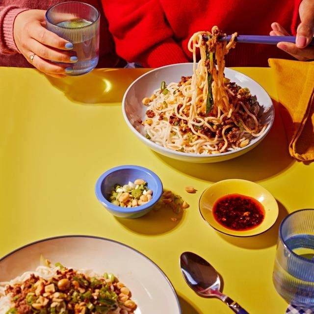 Moving Mountains Plant-Based Mince 260g