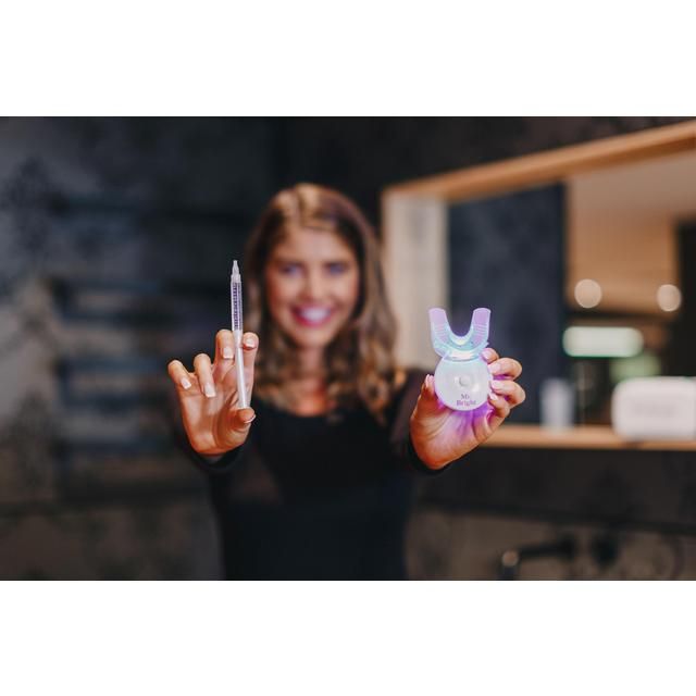 Mr. Bright Teeth Whitening Kit With Zipcase 4 Gels