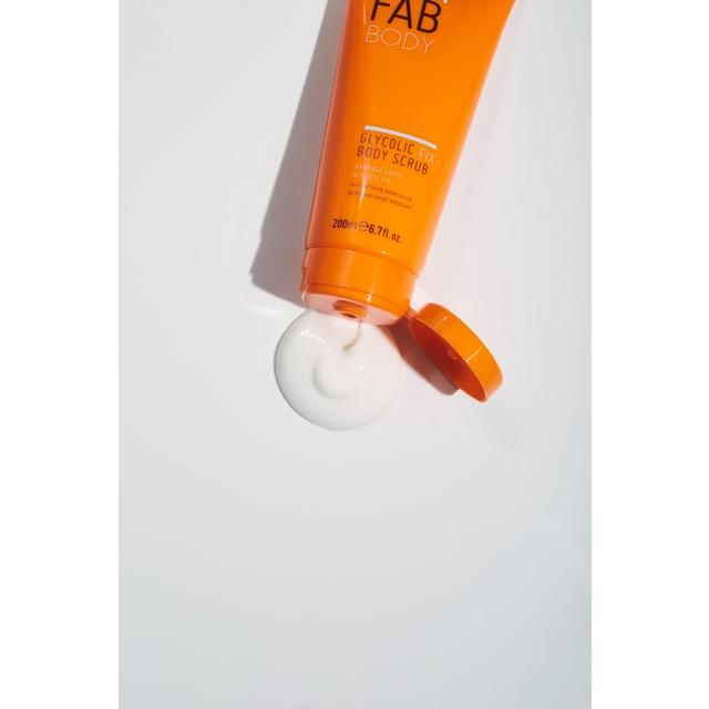 Nip+Fab Glycolic Fix Body Scrub 200ml