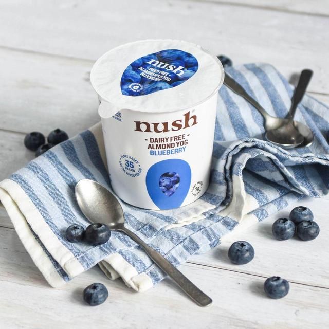 Nush Blueberry Almond Yoghurt 350g